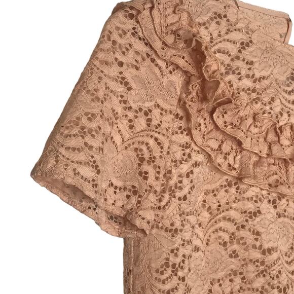 Zara Ruffled Guipure Lace Top Blush Beige Size Small NEW - Picture 4 of 11